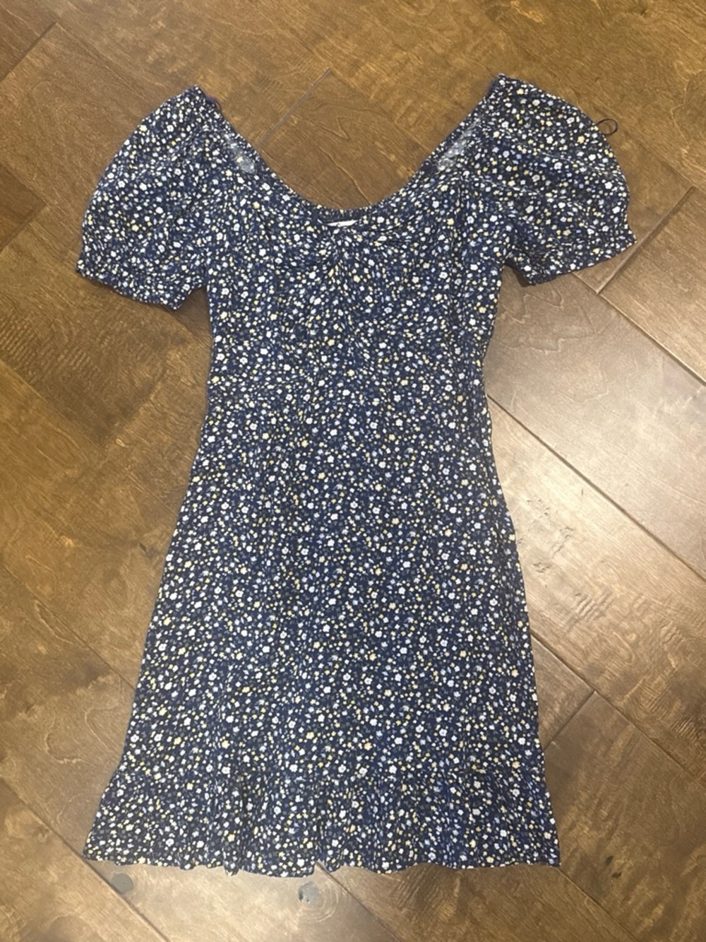 Hollister Navy Floral Puff Sleeve Mini Dress